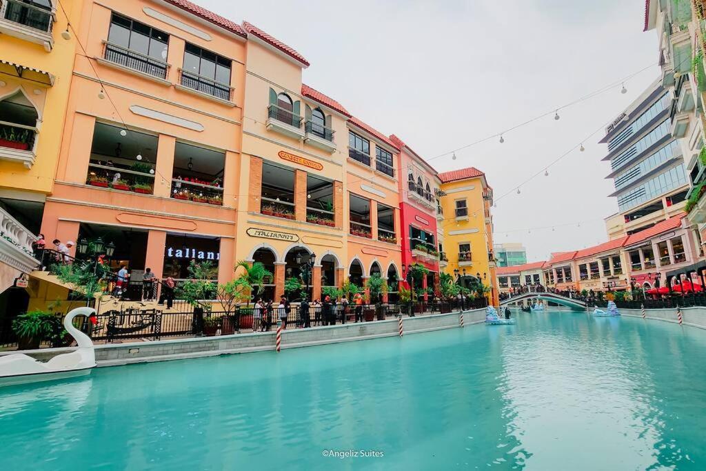New Modern Venice Best View And Balcony, Fast Wifi At Mckinley Hill 1Br Interconnected To Venice Grand Canal Mall 马尼拉 外观 照片